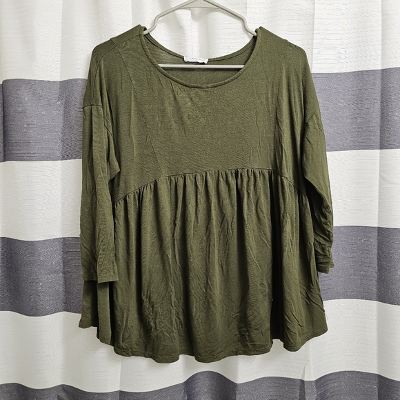 SD Collection Green Relaxed Peplum Tunic - Picture 1 of 5